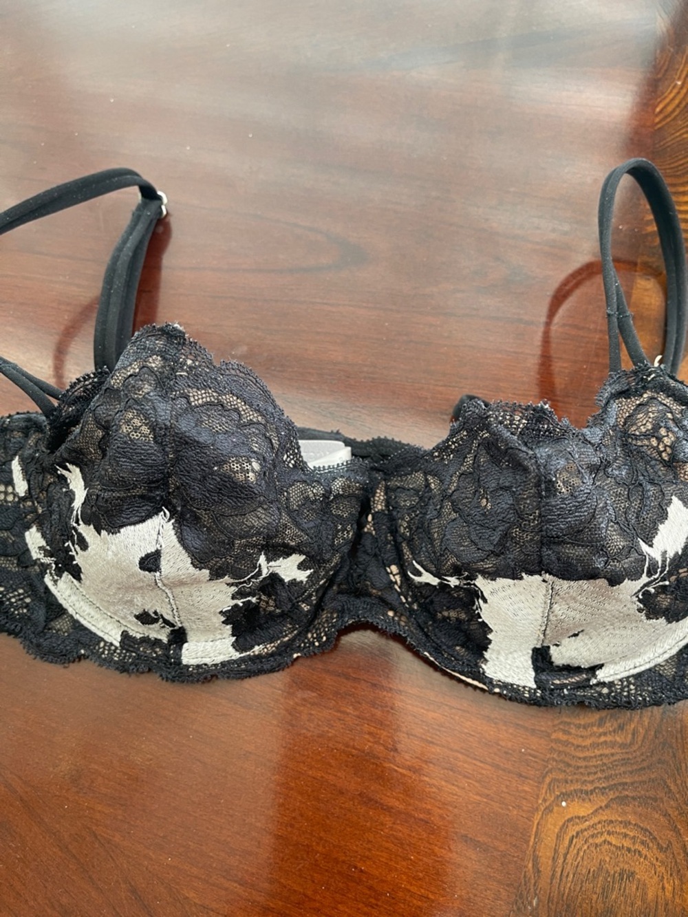 Victoria's Secret Black and White Lace Underwire Bra 36B